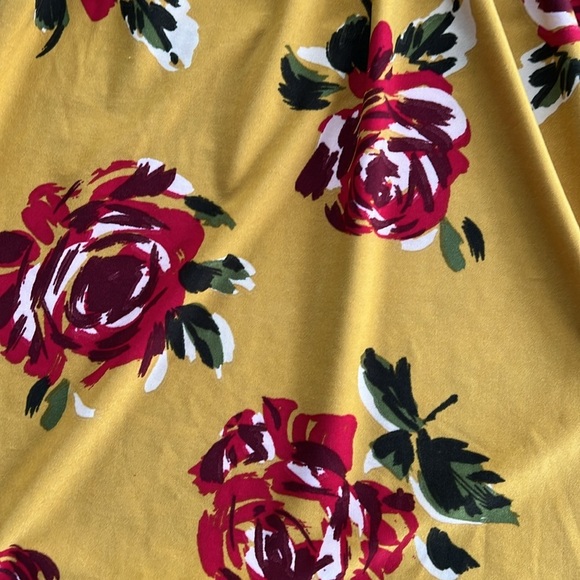 Wood mouse and thistle mustard rose dress - Picture 2 of 6